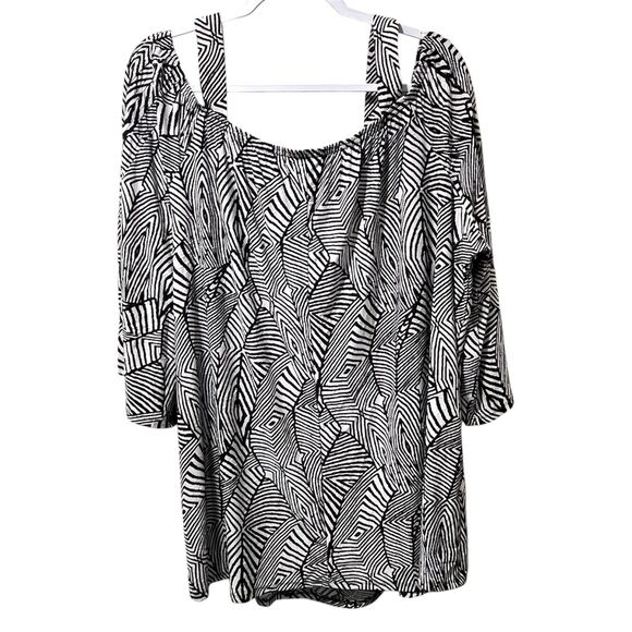 Avenue Cold Shoulder Flowy Women's Blouse, Black and Gray, Plus Size 26 / 28 NWT - Picture 2 of 6